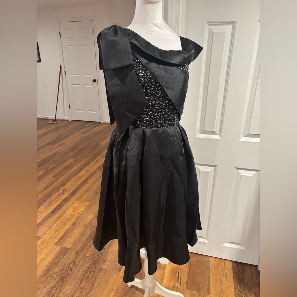 Elegant Asymmetrical Black Dress